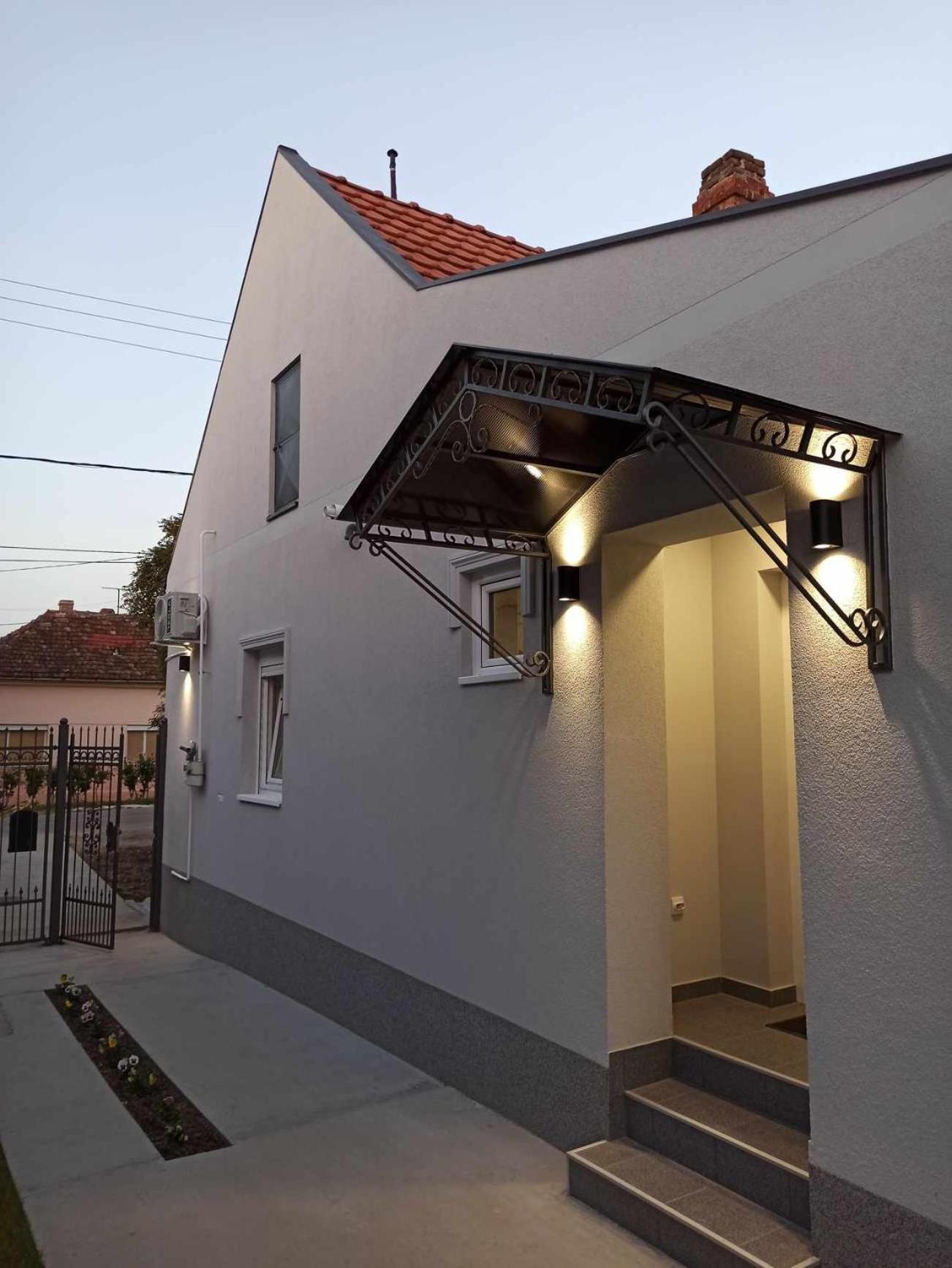 Dream House Apartment Vrsac Ngoại thất bức ảnh