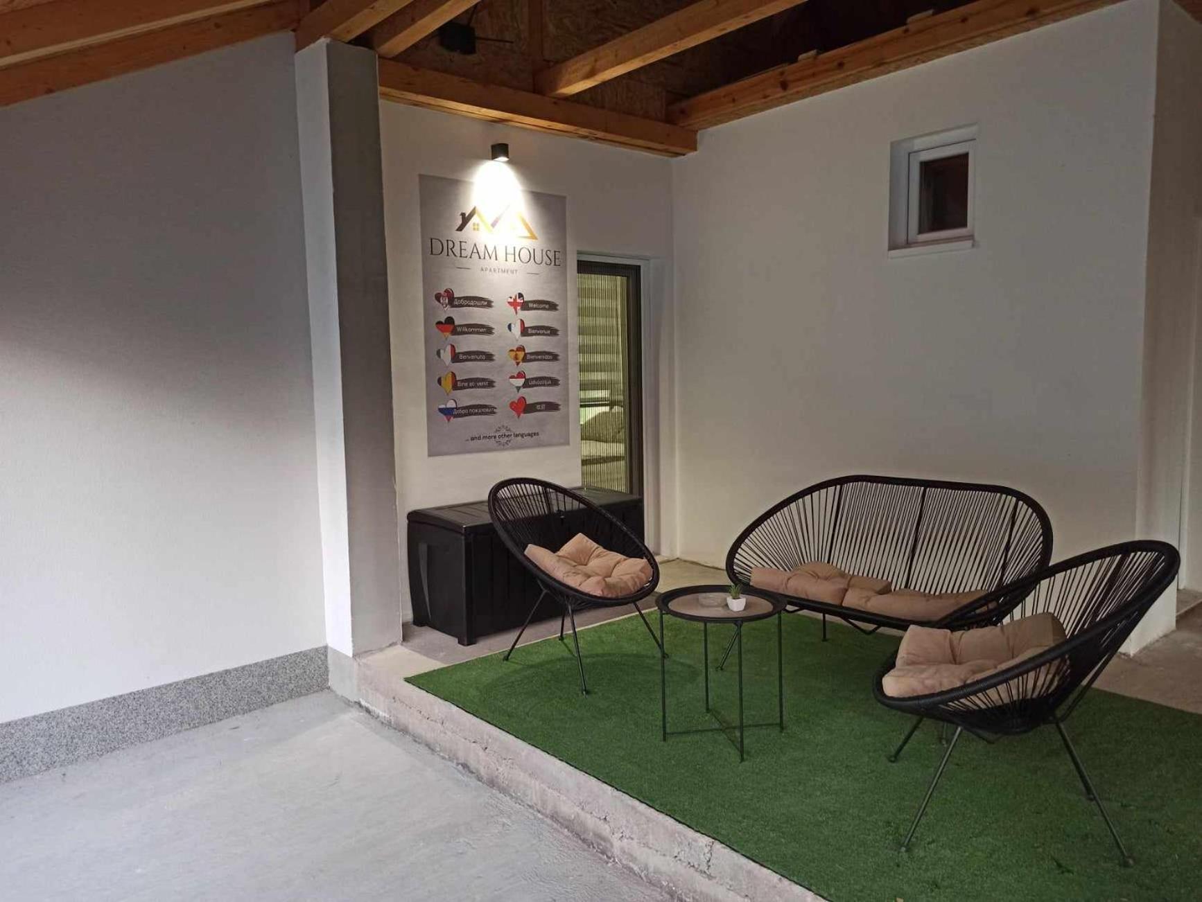Dream House Apartment Vrsac Ngoại thất bức ảnh
